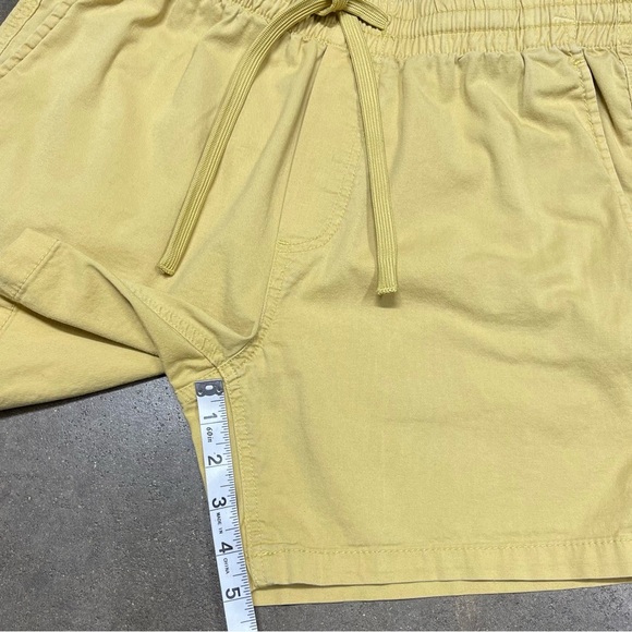 H&M Relaxed Fit Elastic Drawstring Waist Pockets Shorts - Picture 6 of 9